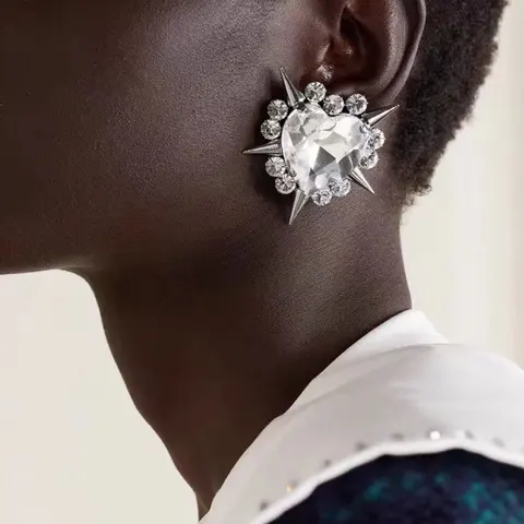 Серьги-гвоздики сердце Портгас