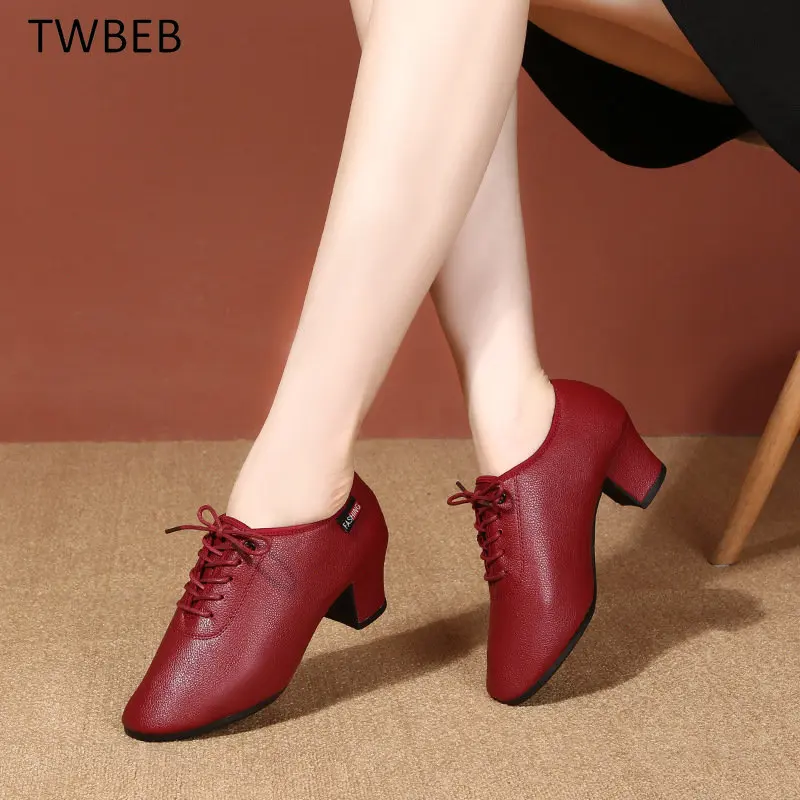 

Cowhide Sports Women's Shoes Soft Sole Adult Square Shoes for Women Leather Modern Latin Dance Shoes Ballroom Sneakers