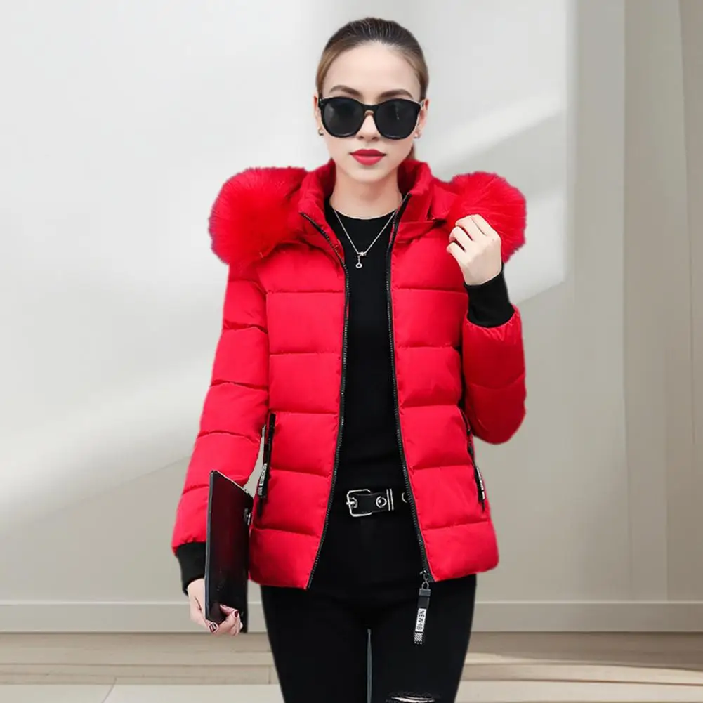 Женская куртка с капюшоном и карманами цвет в ассортименте