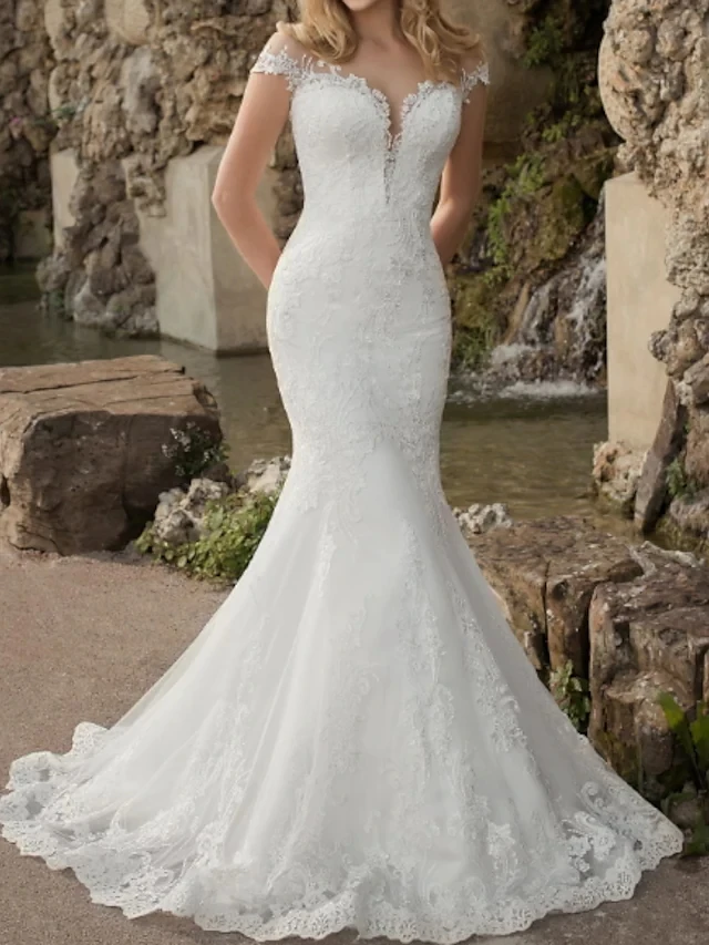 

Mermaid Elegant Wedding Dresses Jewel Neck Sweep / Brush Train Lace Tulle Short Sleeve Country See-Through Plus Size with Lace