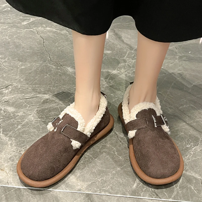 

Новинка 2022, Женские однотонные ботинки для снега, короткие ботинки с пряжкой и ремешком, женская обувь на плоской подошве, зимние плюшевые теплые ботинки для женщин