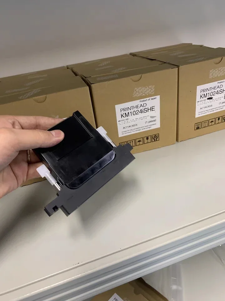 Оригинальная печатающая головка сопло Konica KM1024i SHE 6PL для R3300 R6000 V300UV V500UV