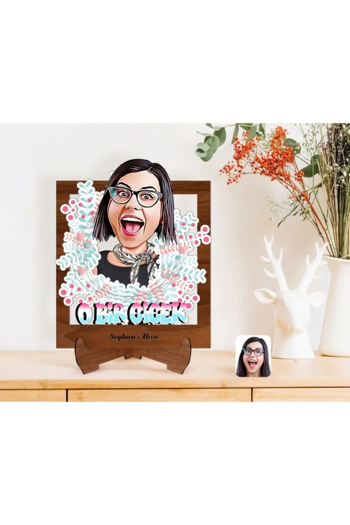 

Personalized women's Birthday table Wooden Stand 3d trinkets-2
