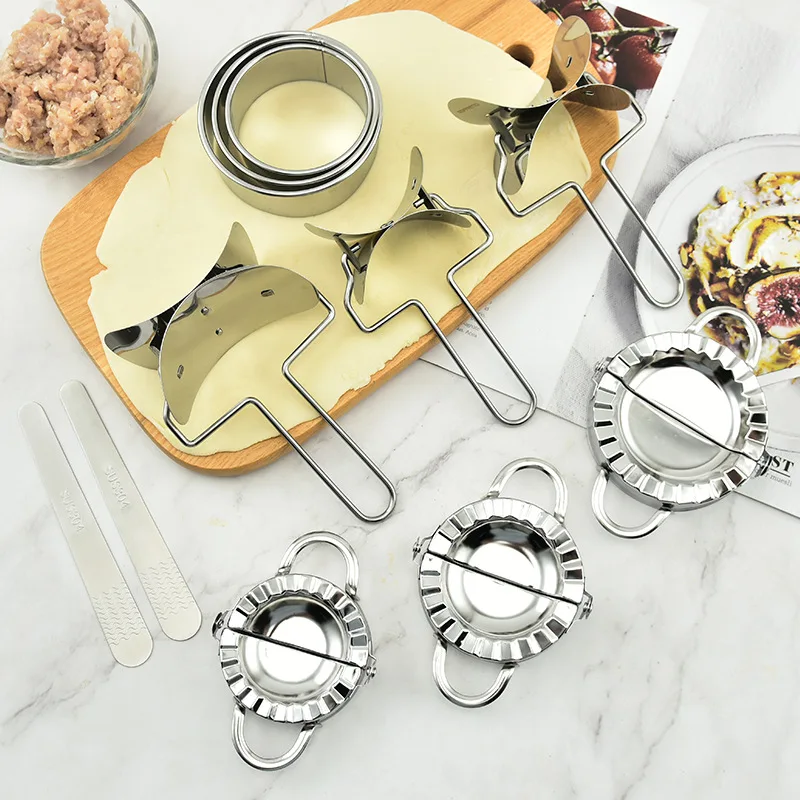 

DIY Dumpling Maker Stainless Steel Dough Press Pie Ravioli Roller Knife Stuffing Spoon Dumpling Wrapper Making Mold Tool