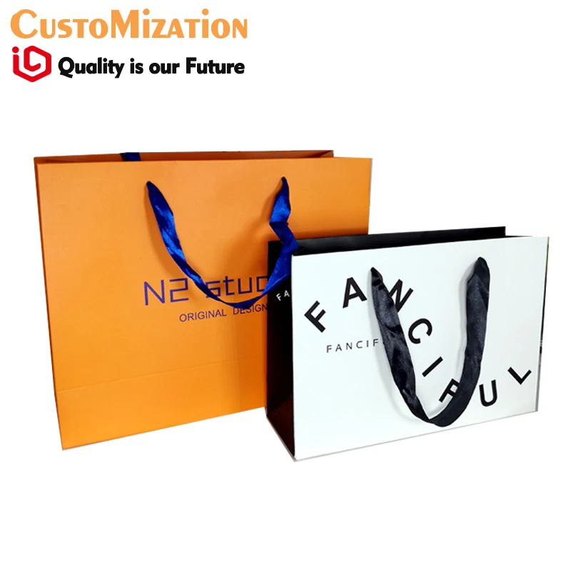 Подарочная коробка на день рождения маленькая свежая положительная