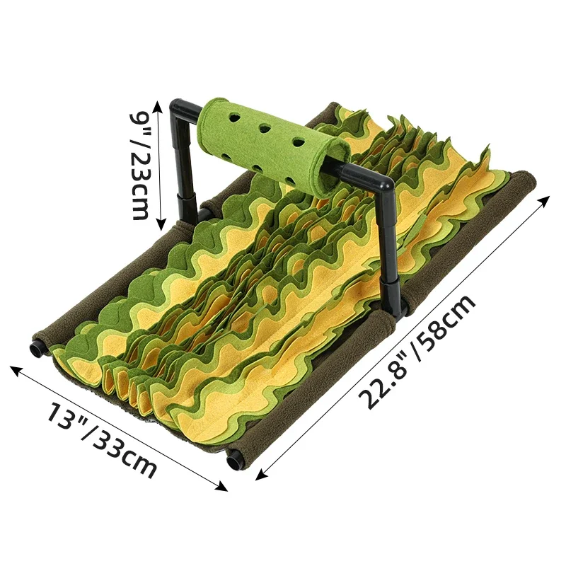 Вращающаяся прокладка для утечки пищи домашних животных: собаки потребляют