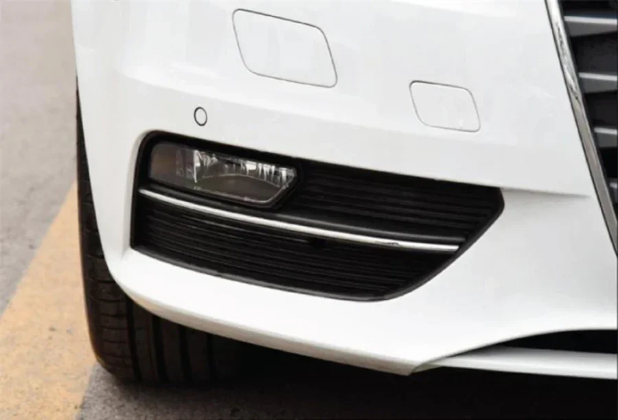 Крышка противотуманной фары для хэтчбека Audi A3 2014 2015 2016