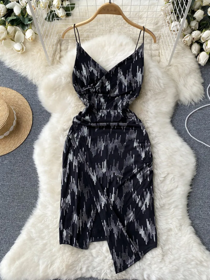 

Женское мини-платье на бретелях-спагетти, с V-образным вырезом, без рукавов