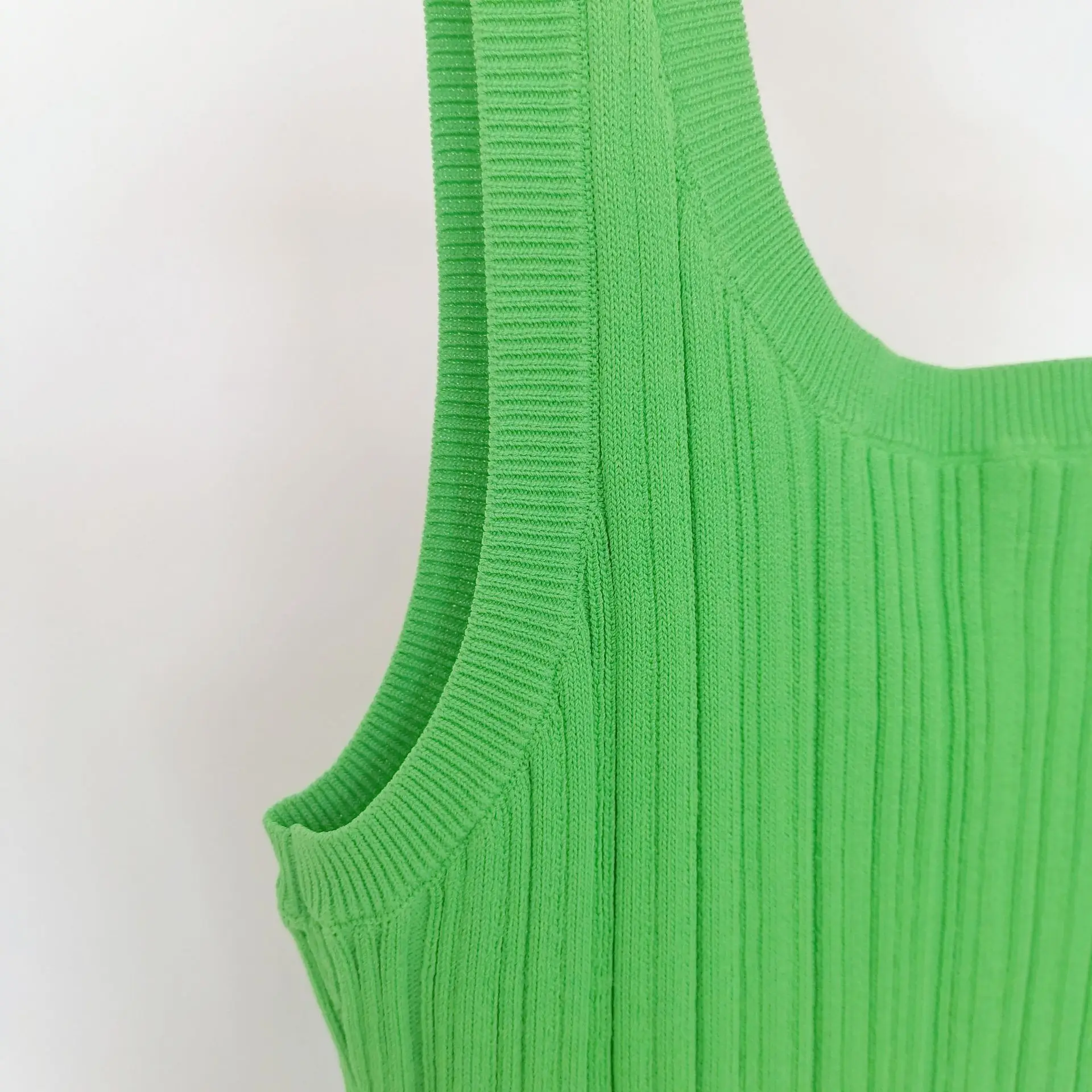 

Women Sweater 22 New Early Fall U-Neck Solid Color Top Women Slim Stretch Threaded Sleeveless Knit Vest Sling