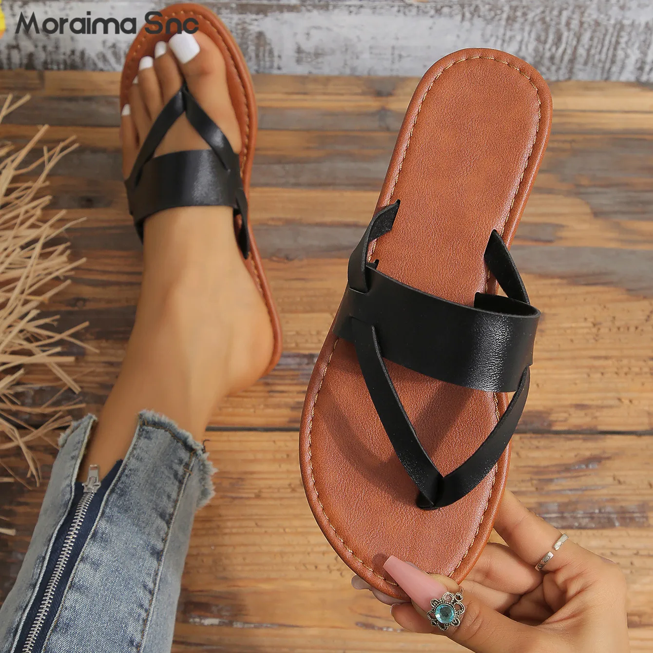 White One Word Belt Clip Toe Flat Bottom Slippers Summer New Large Size Slippers Round Toe Casual Holiday Clip Toe Female Sandal