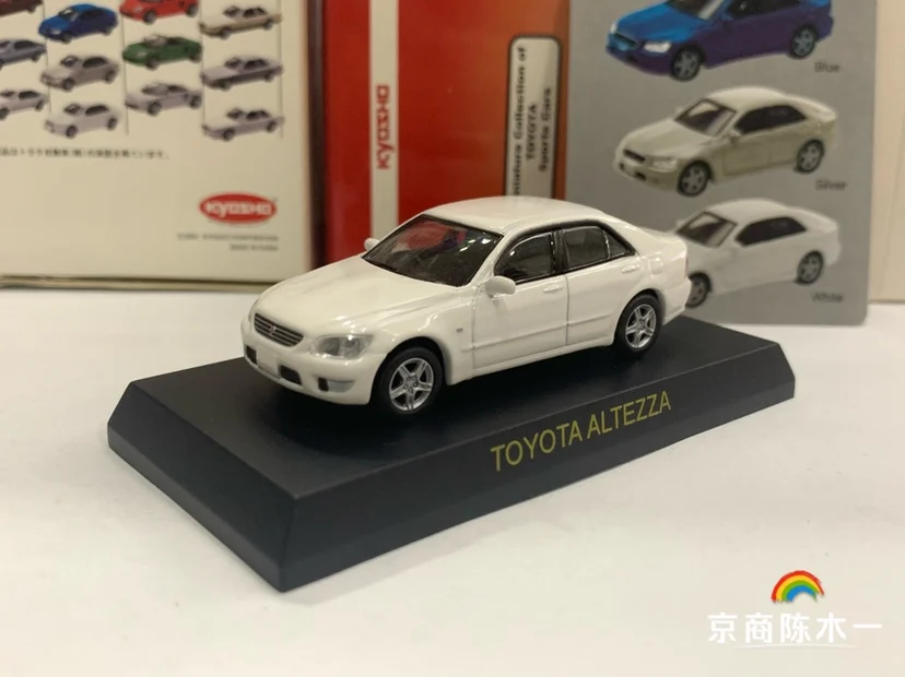 1:64 Кёшо Тойота ALTEZZA IS200 Коллекция украшений моделей тележек из литого сплава