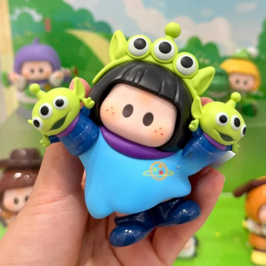 Фото Новые фигурки YOYO Toy Story 5: «Как вырастить детей» — Базз Лайтер, Джесси, Вуди, инопланетяне. Аниме-модели, загадочные коробки-сюрпризы, игрушки, подарки. №5