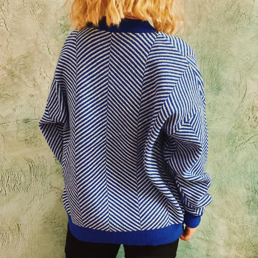 

Women Knitwear Loose Fit Windproof Cold Resistant Knitted Cardigan Streetwear