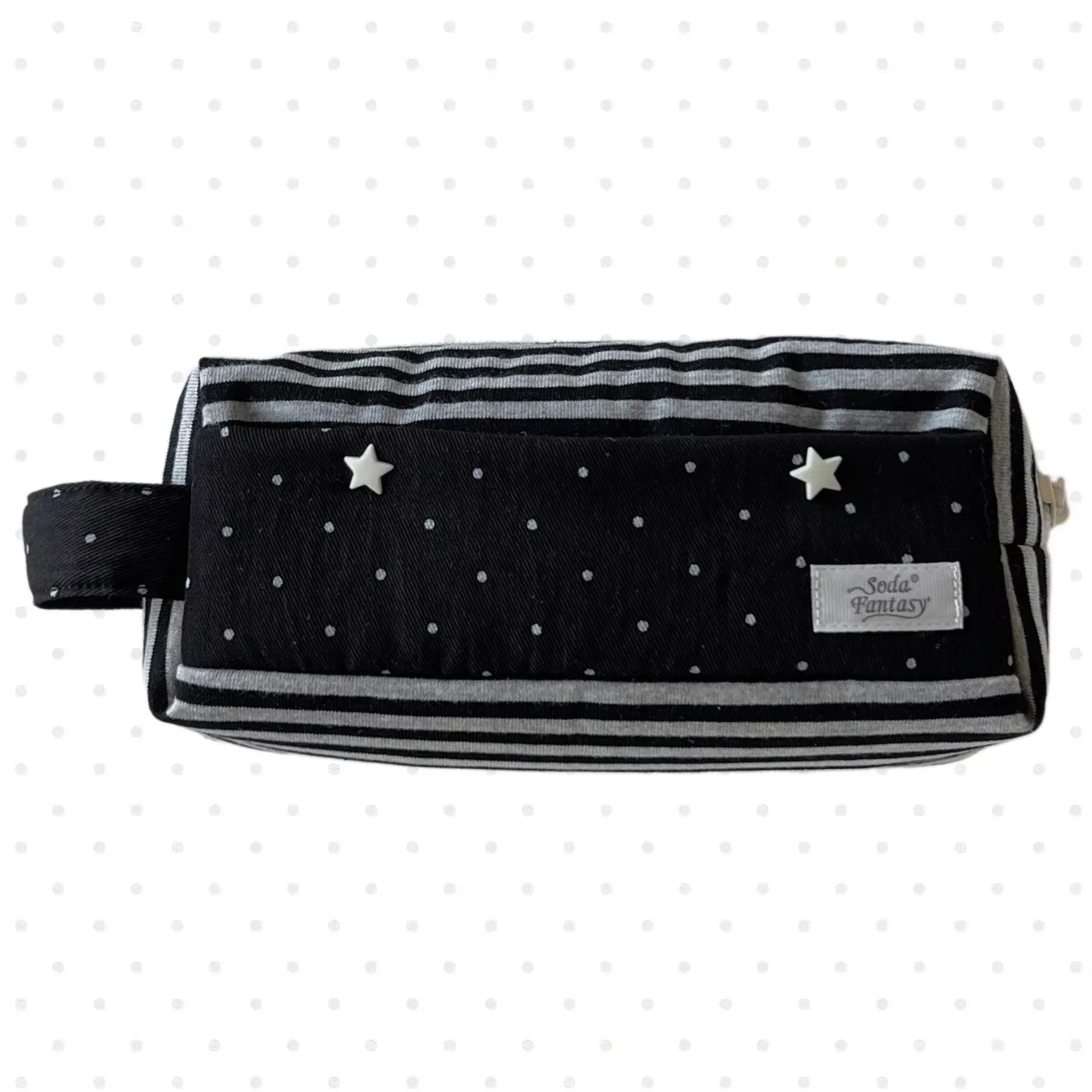 

Клетчатая тканевая сумка для ручек