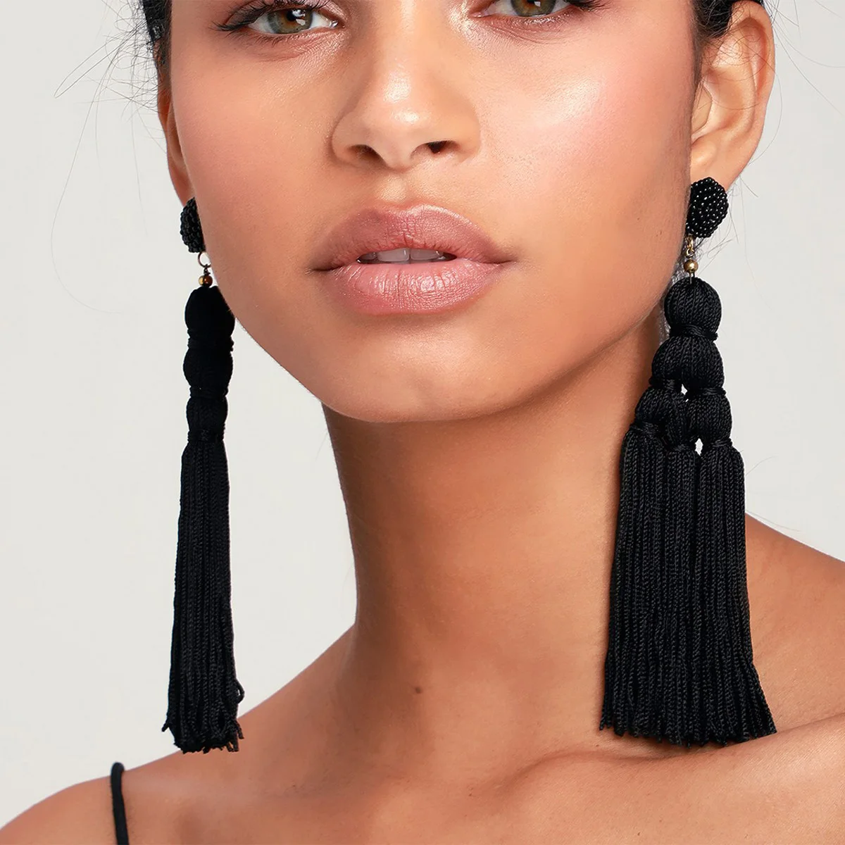 

Long Vintage Earrings Ethnic Style Hand Woven Tassel Earrings Female Wedding Earrings Party Earrings Jewelry For Women