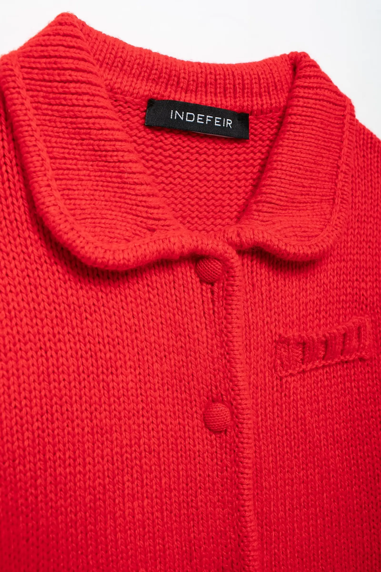 Женский трикотажный кардиган с коротким рукавом и воротником лацканами