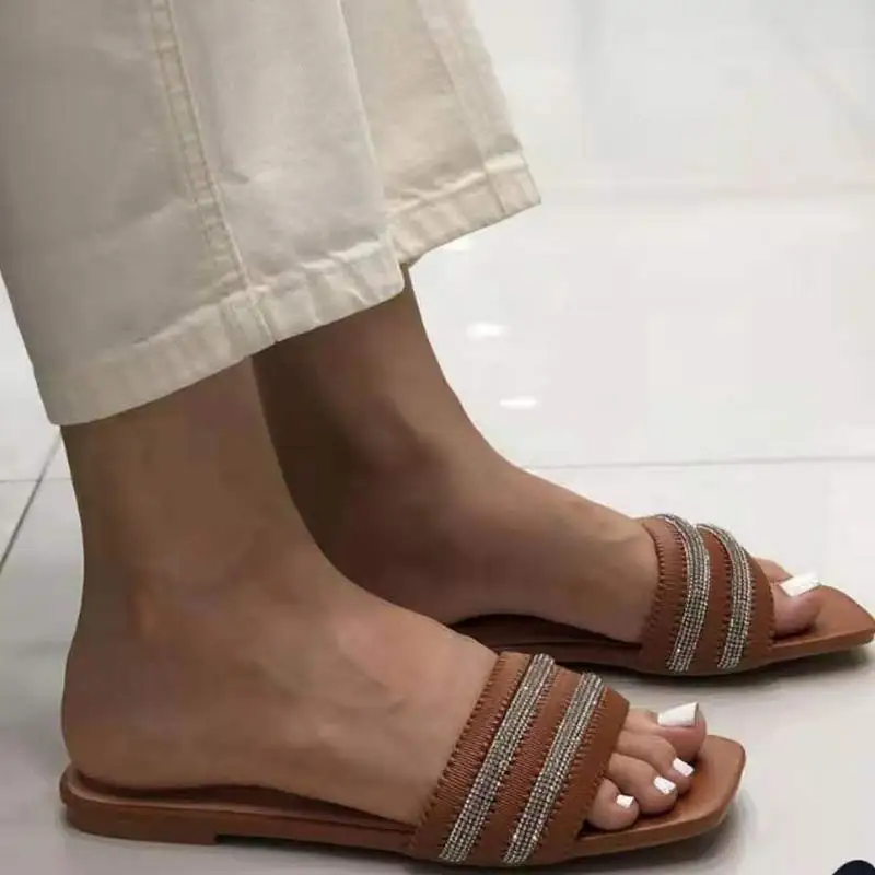 2023 summer new flat sandals outdoor leisure fashion drill slippers women's large sandals 41