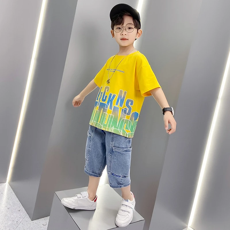 

2023 New Children's Suit Baby Boys Clothes 2-piece Set Korean Version Tide Boys Set Yellow Letter Tshirt+Denim Shorts Casual