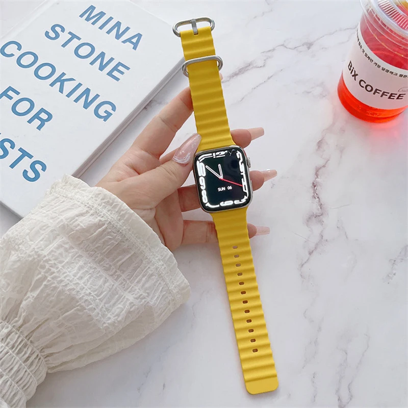 

Ремешок силиконовый для Apple watch band 49 мм 44 мм 45 мм 40 мм 41 мм 42 мм 38 мм iWatch Ultra series 8 7 6 5 4 3 se