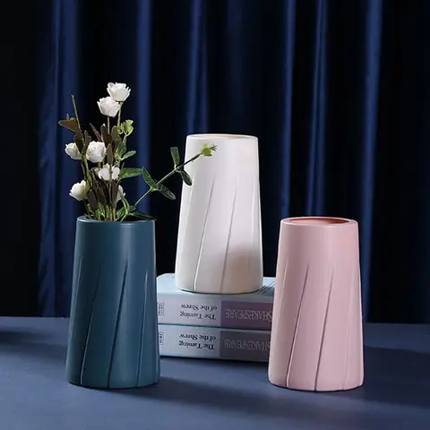 Пластиковая ваза Morandi синяя