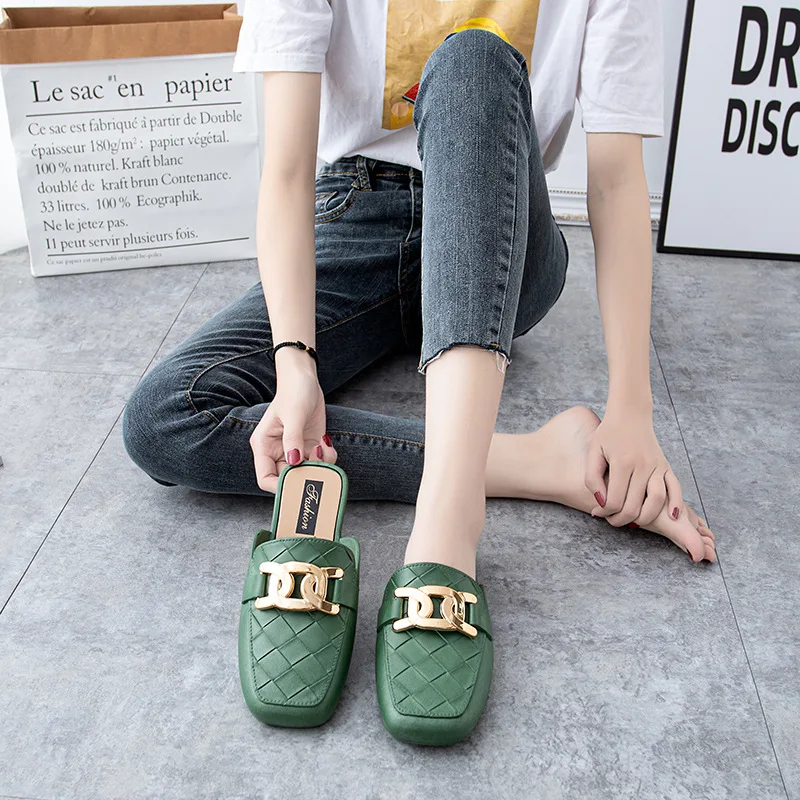 

Autumn Spring Light Canvas Shoes Women Shoes slip-on Korean Tide Students Set Foot Pedal Flat Shoes