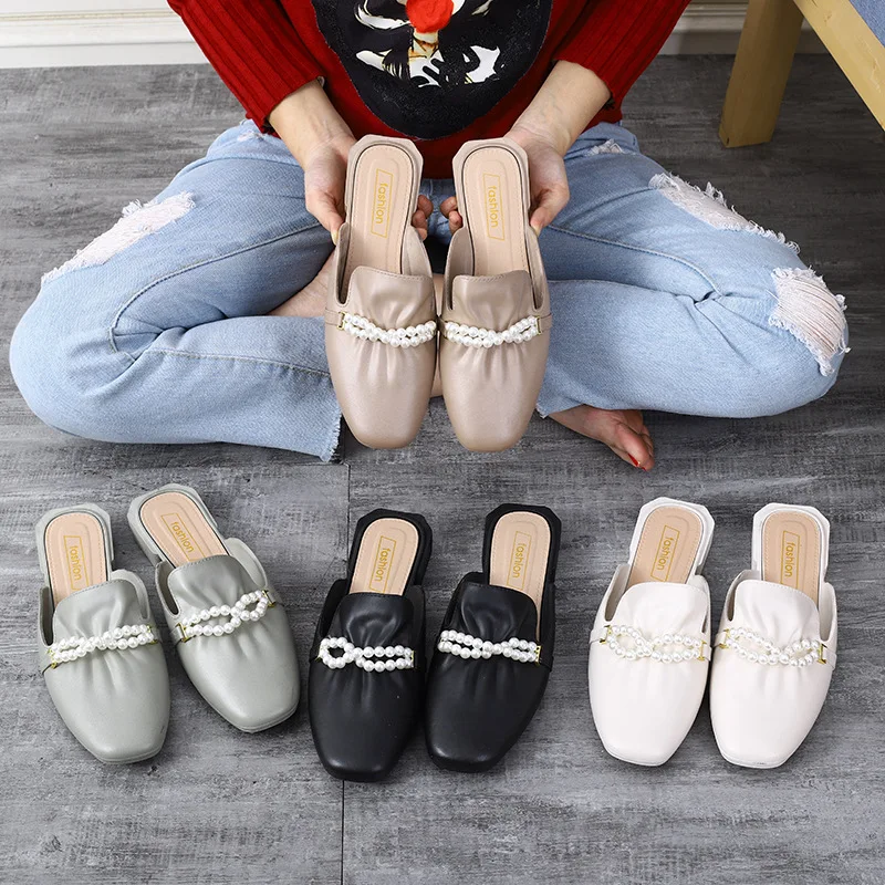 

Women New Outdoor Casual Slippers Banquet Ms Flip Flop Metal Beaded Flat Leather Luxury All-match Sandals