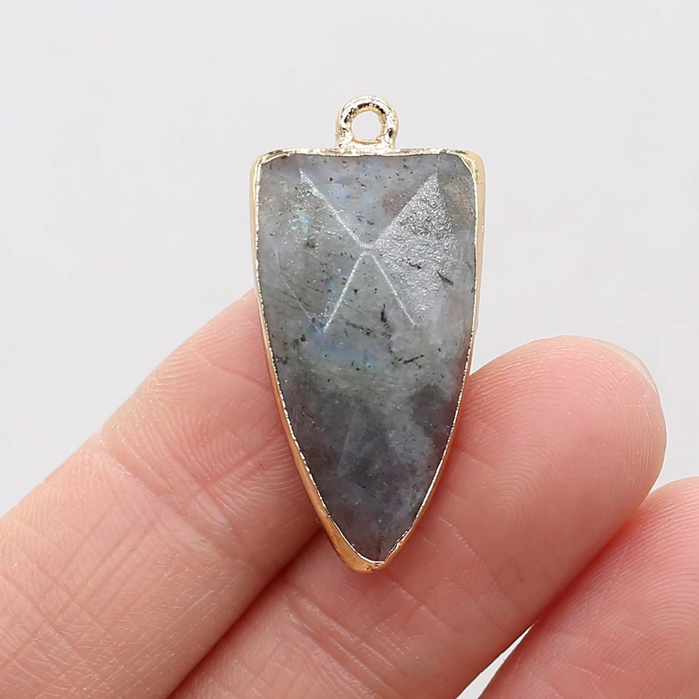 

2022 Women Charms Triangle Natural Crystal Flash Stone Pendant Supplies for Jewelry Making diy Earring Necklace Wholesale Lots