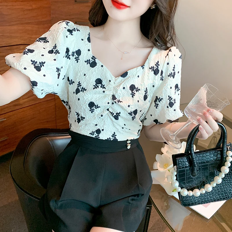 

COIGARSAM Blouse Women Summer 2022 New Print Short Sleeve Lantern Sleeve V-Neck Blusas Womens Tops And Blouses Dropshipping
