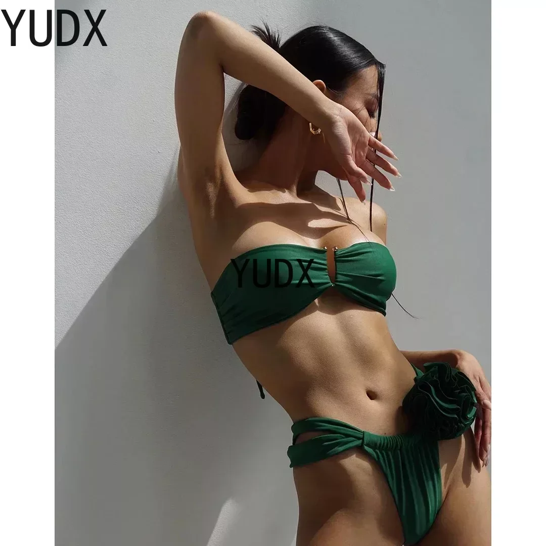 Рисунок 2 - Сексуальное женское бикини