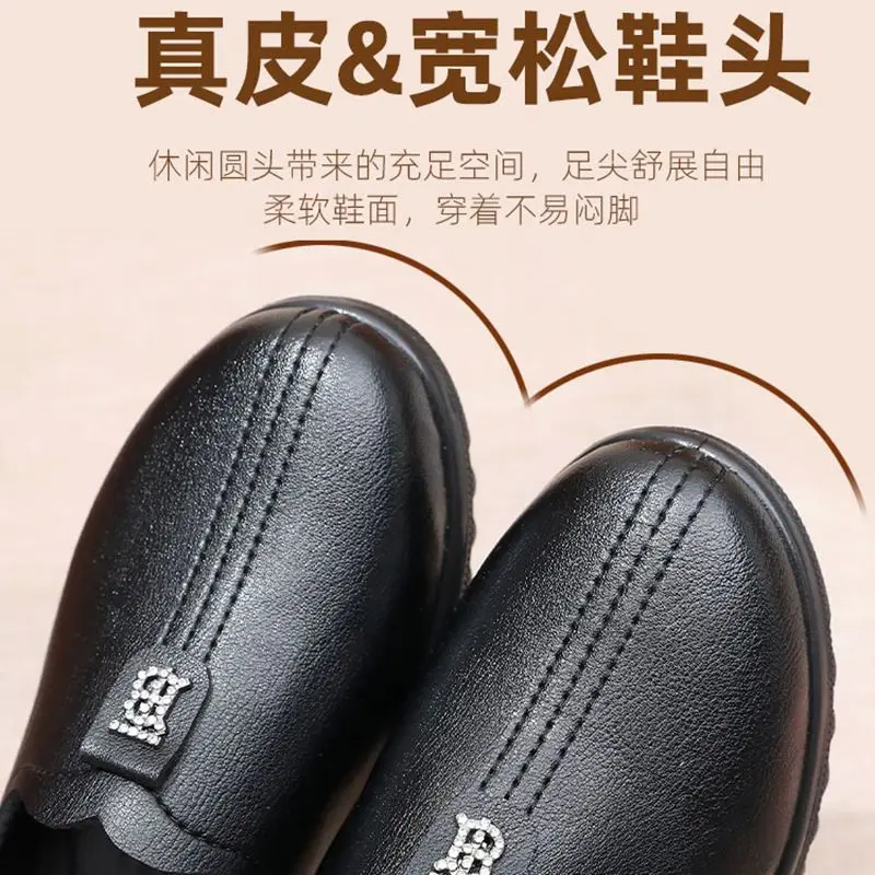 2023 Fashion Flats  Soft Leather Round head Women Casual Flats Ladies Shallow mouth Flat Oxford Shoes New Mother single Shoes