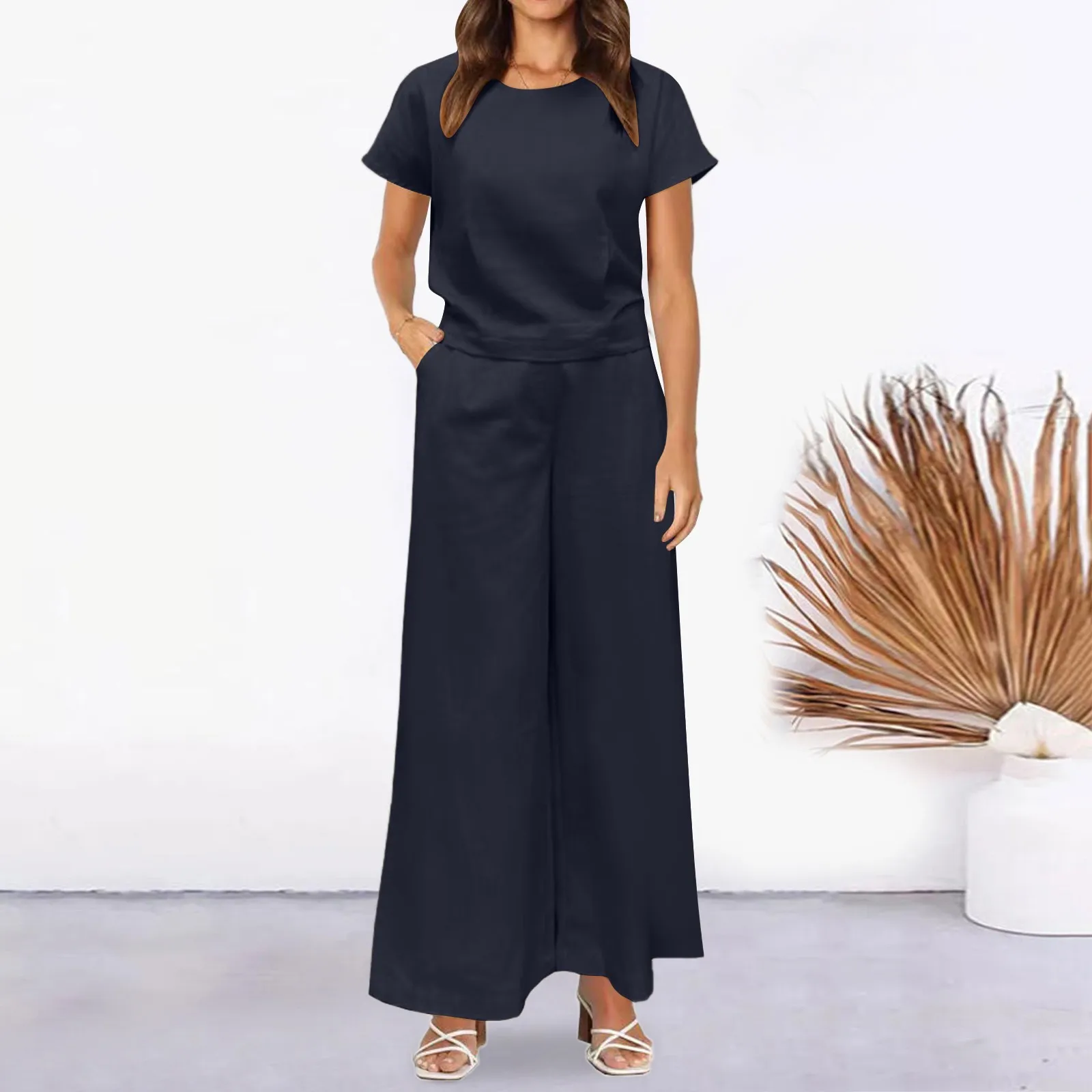 Женский летний топ без рукавов с круглым вырезом короткий на пуговицах брюки