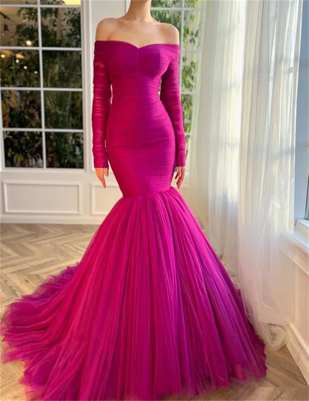 

Stunning Luxurious Evening Dress for Women Long Luxury Mermaid Off Shoulder Long Sleeve Court Train Tulle with Draped Prom Gowns