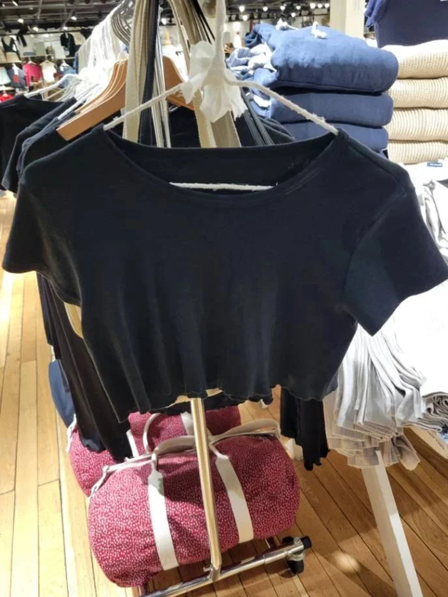 Черный укороченный топ с необработанным краем женская летняя хлопковая