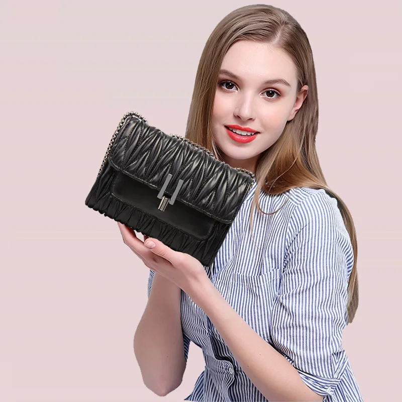 

Женская сумка трендовая модная плиссированная сумка Цена за штуку диагональная маленькая сумка