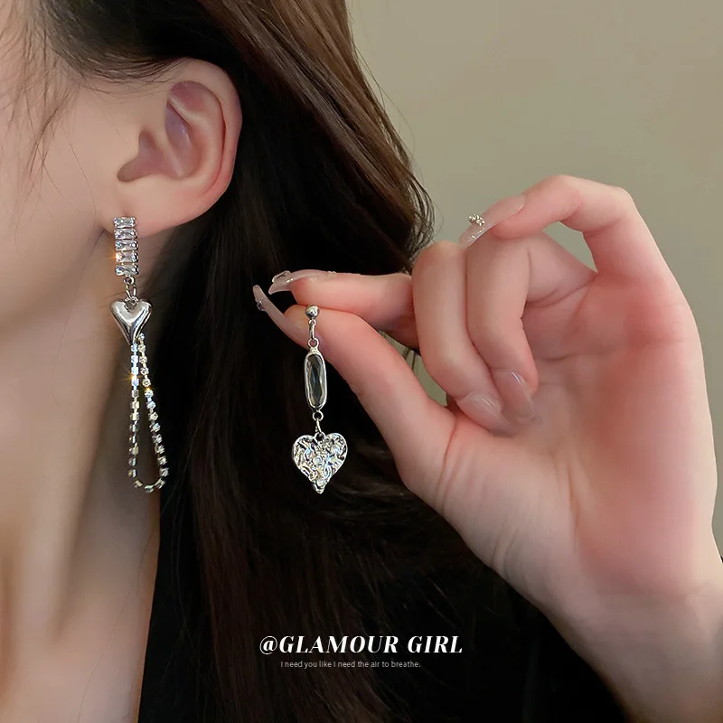

925 Silver Needle Korean INS Wind Geometric Fashion All-match Asymmetrical Zircon Inlaid Diamond Heart Girl Earrings
