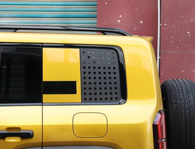Фото Защитная пластина для оконного стекла автомобиля, подходит для BYD Leopard 5, модифицированное авто хвостовое окно, металлическая броня, сетка, детали для внешнего обновления автомобиля №4