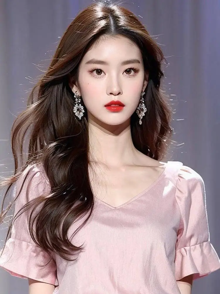 Модная женская рубашка с V-образным вырезом и коротким рукавом |