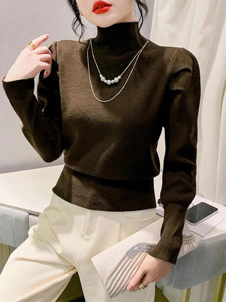 Свитер женский трикотажный с длинными рукавами-фонариками и высоким воротником