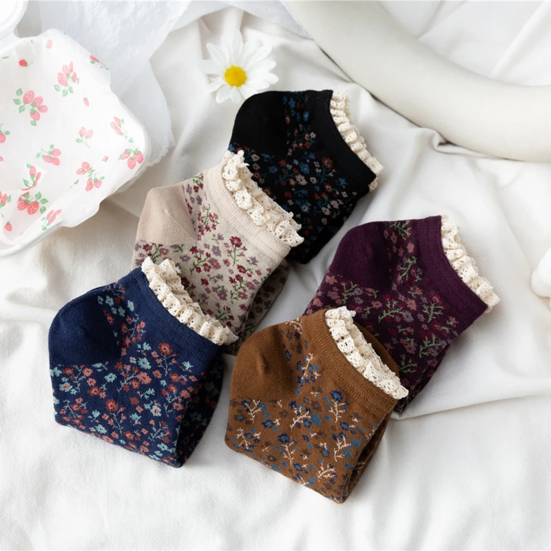 New Japanese girls lace boat socks floral retro women's socks Korean socks