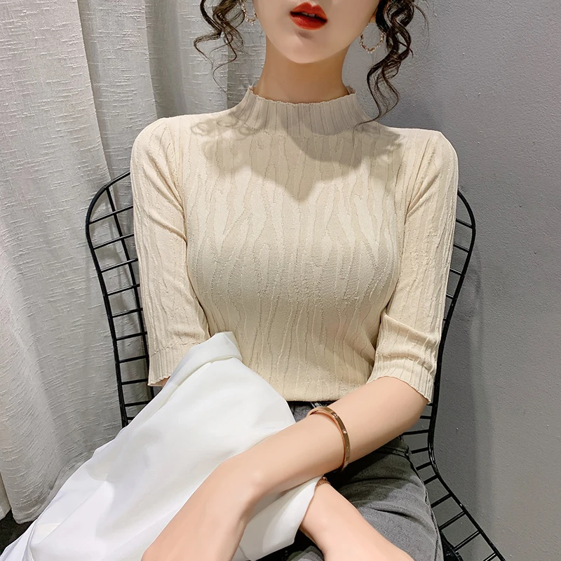 

In 2022 the new early spring spring silk knit female ice thin sweater dress with short sleeves inside take base coat