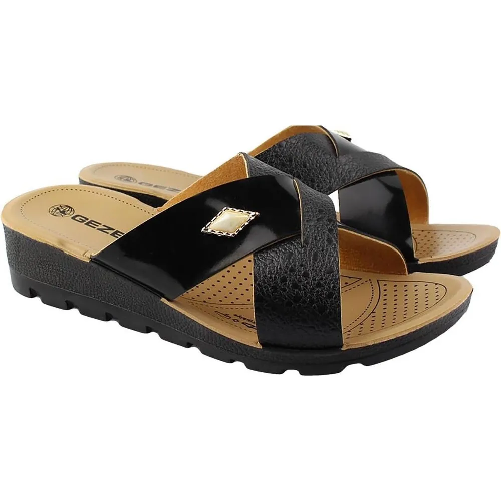 

Dorlie Summer Women Slippers