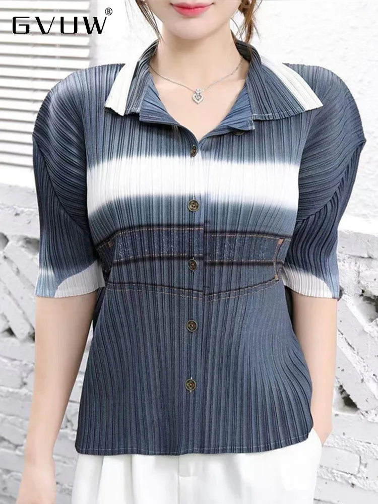 

GVUW Pleated Print Shirts For Women Half Sleeve Turn-down Collar Loose Single Brteasted 2023 Summer Female Fashion Tops 17J01018