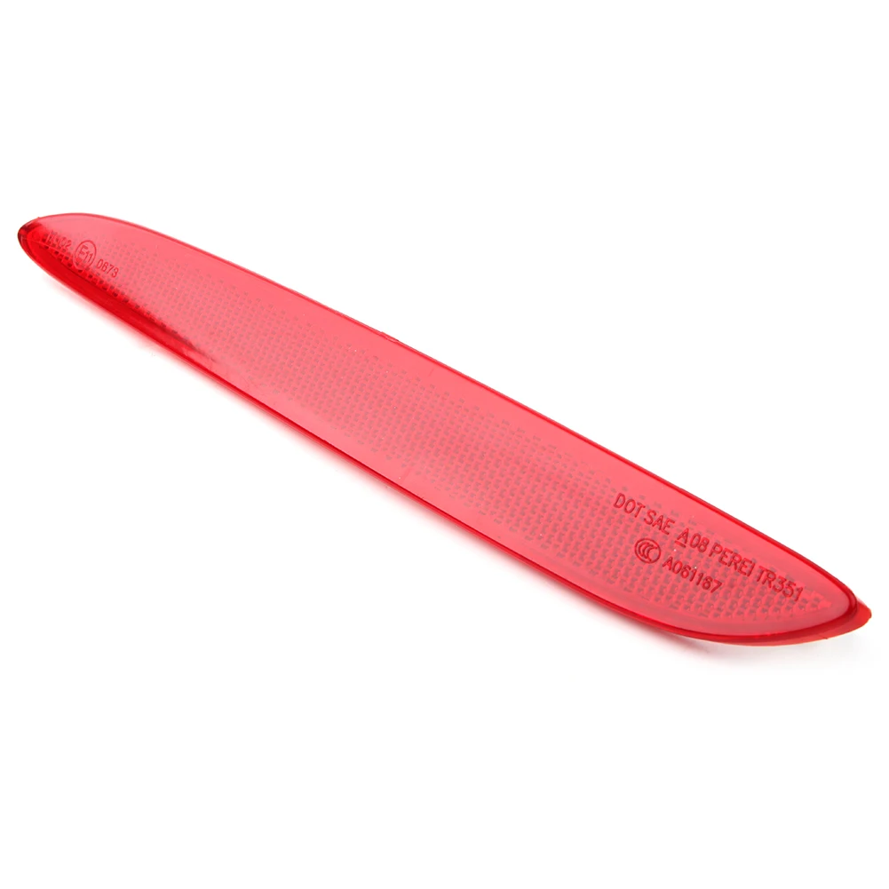 Накладка на задний бампер автомобиля боковой отражатель светоотражающие полосы