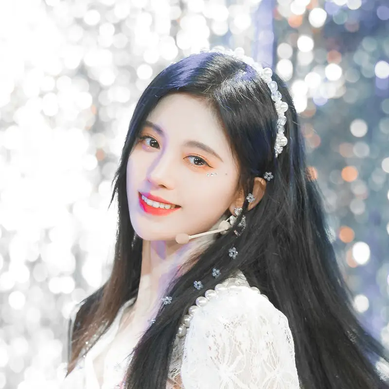 

Pearl Crystal Rhinestone Temperament Hair Accessories for Women Retro French Hair Band Baroque Famous Warm Wind Women Hair Band