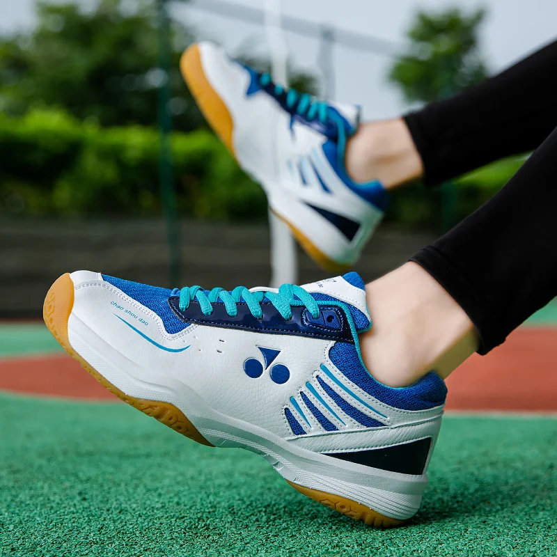 New Men's and Women's Professional Badminton Shoes Mesh Surface Breathable Non-slip Tennis Volleyball Training Shoes Size 35-44