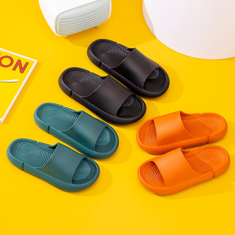 

Men Bathroom Massage Slippers Non-slip Shoes Home Grain Slipper Pool Beach Sandal Beach EVA Soft Sole Slide Big Size Flip Flops