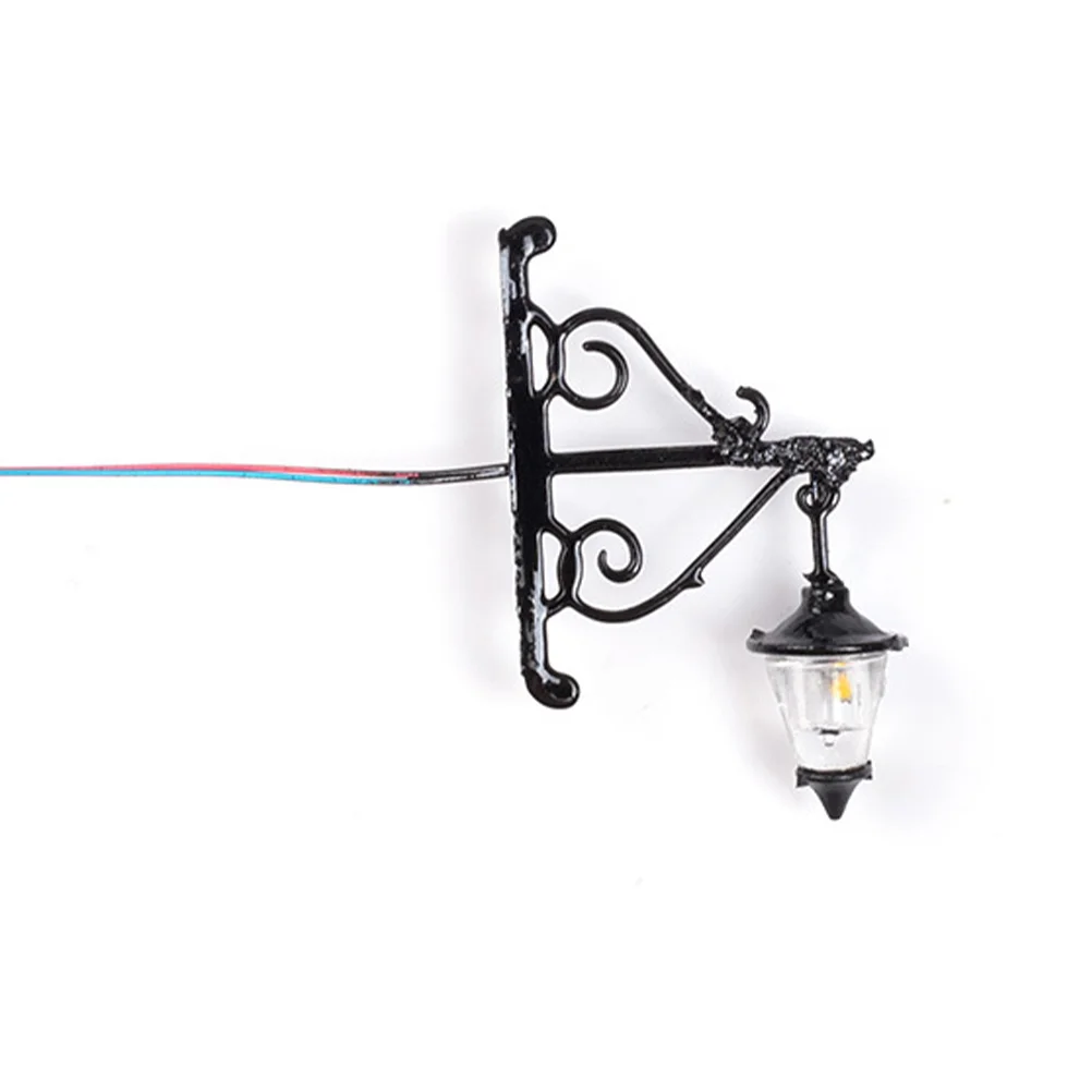 Рисунок 5 - крошечная настенная лампа мох модель