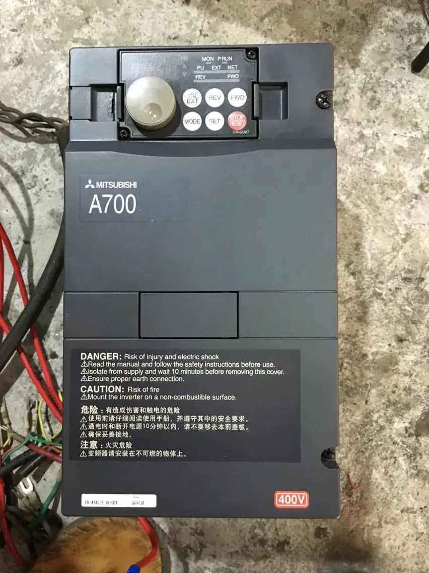 

FR-A740-3.7K-CHT 3.7KW 380V inverter , used one , 90% appearance new , test goods , free shipping