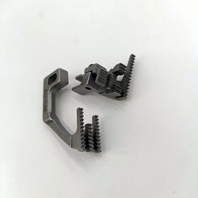 Sewing Machine Parts tooth Feed Dog 121-73308 118-84004 JUKI MO-6716 Overlock |