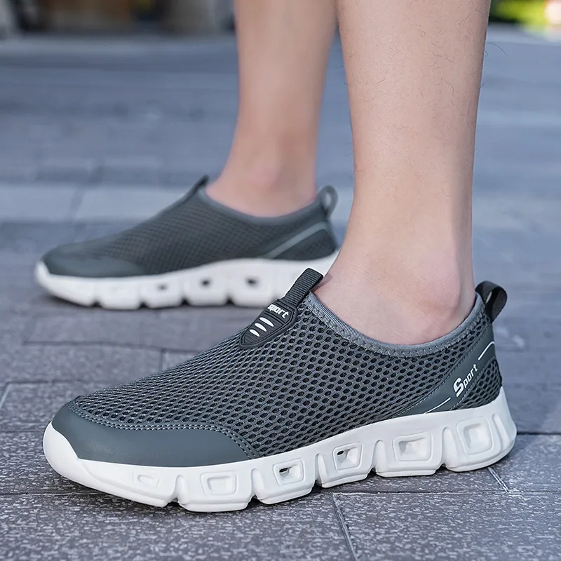 Large Size 36-48 Summer Mesh Slip-on Unisex Running Shoes Breathable Light Men's Running Sneakers Comfortable Women Sports Shoes